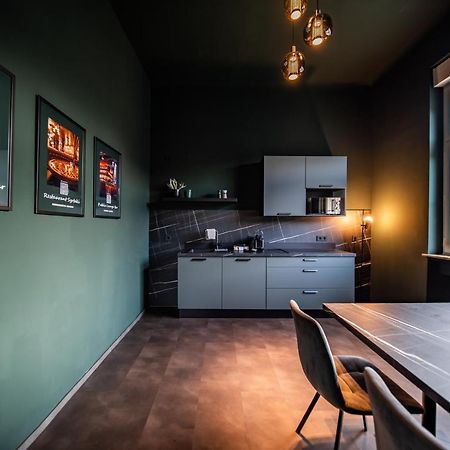 Llr Design Apartment - Emerald Green Im Zentrum Von Koblenz كوبلنس المظهر الخارجي الصورة