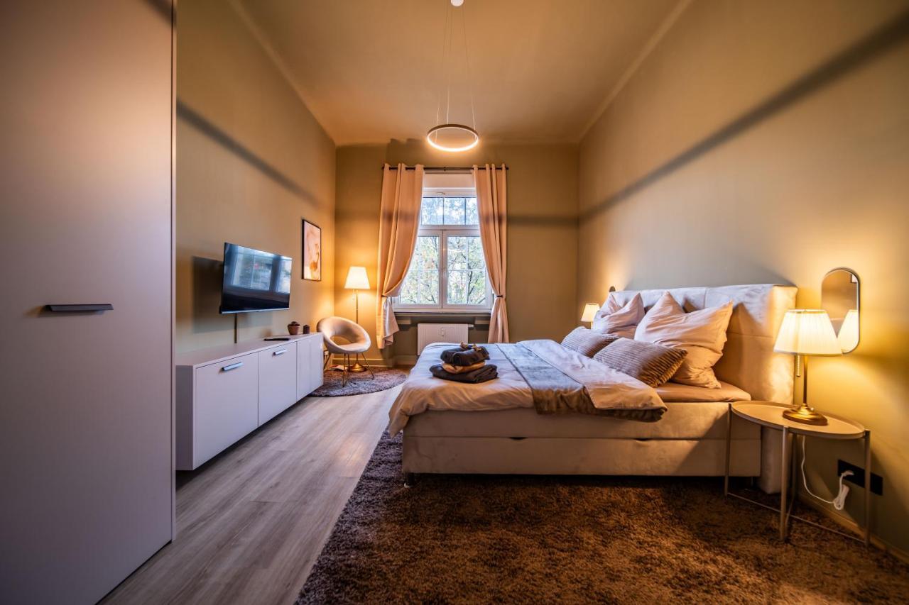 Llr Design Apartment - Emerald Green Im Zentrum Von Koblenz كوبلنس المظهر الخارجي الصورة